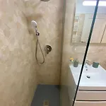 Plazza アパート ブカレスト