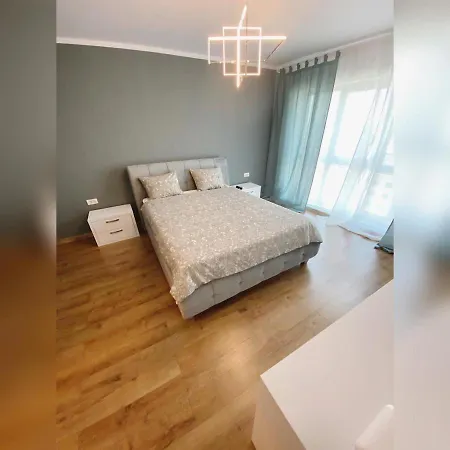 Plazza * ブカレスト